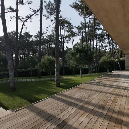 With 4 Bedrooms In Fao With Private Pool Enclosed Garden And Wifi 200 M From The Beach Willa Esposende